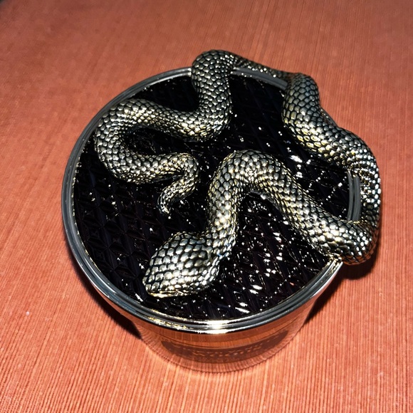 Bath & Body Works Wicked Vanilla Woods 3-Wick Candle with Glass& Snake Lid - Picture 3 of 5